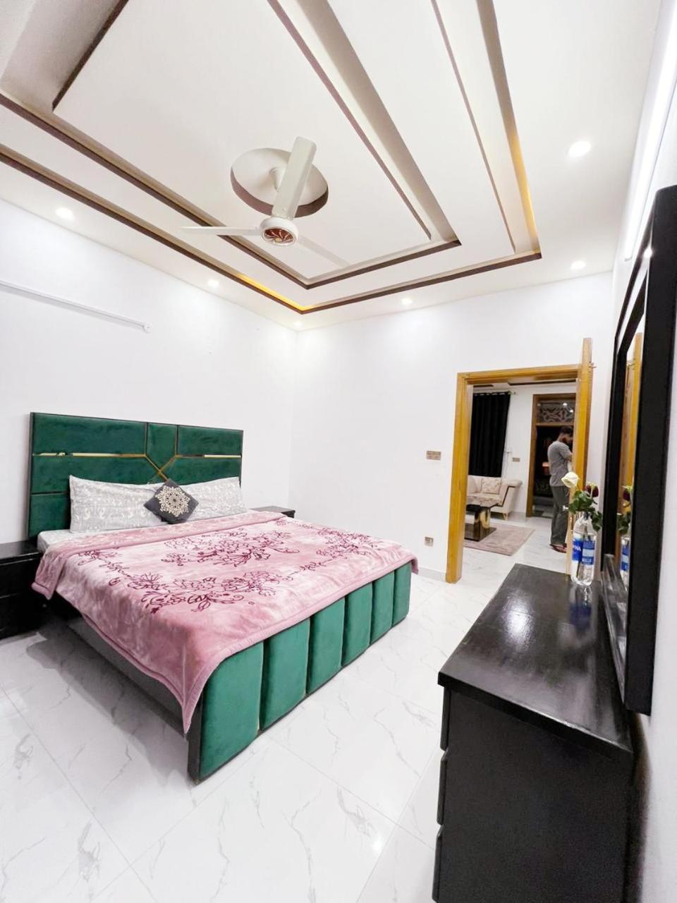 מלון Bed & Breakfast איסלמאבד מראה חיצוני תמונה